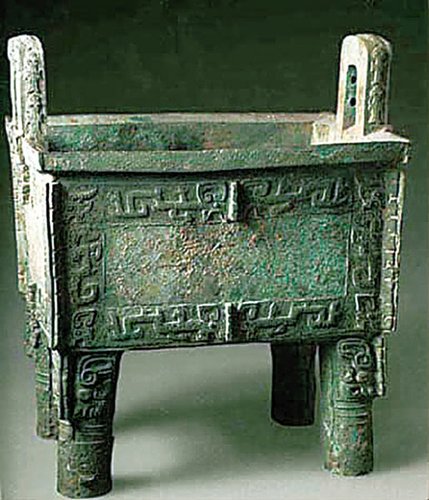 安阳殷墟出土的青铜器
